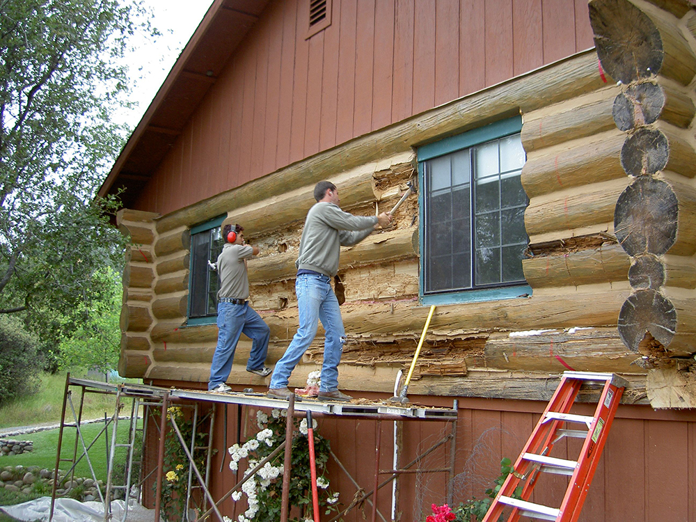 The Do’s and Don’ts of working with a log home professional