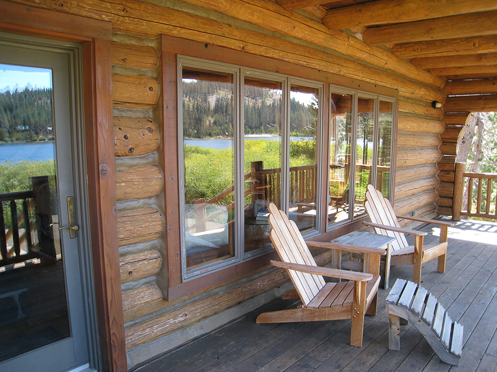 FAQs for choosing the right stain for your log home