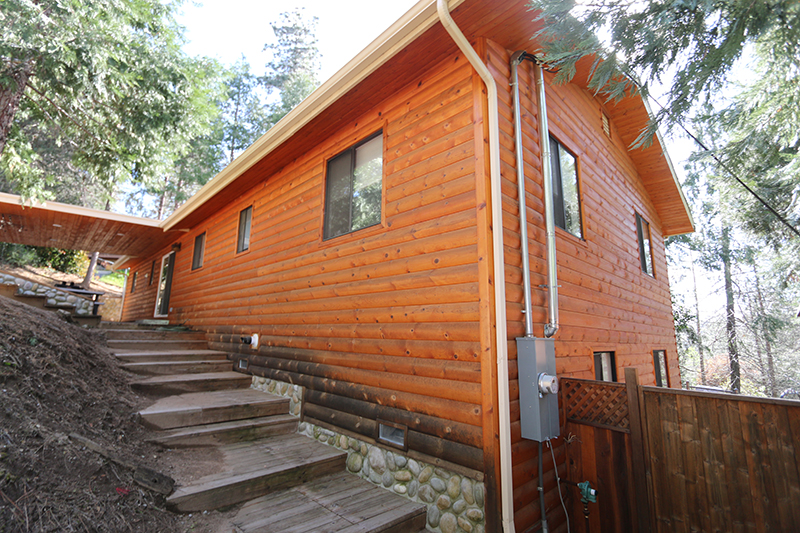 How to save on log home repairs